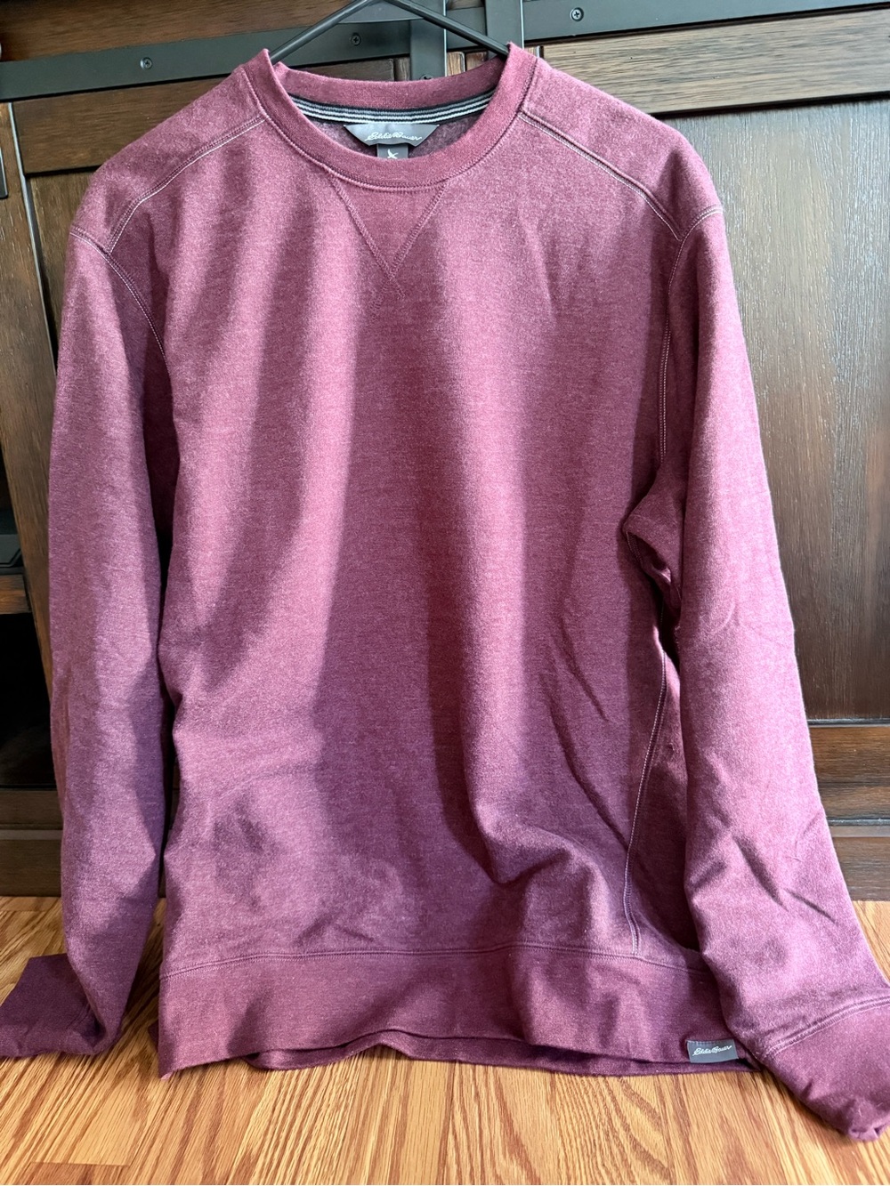 Eddie Bauer Men's Heather Burgundy Crewneck Sweatshirt